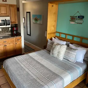 Apartment Da Kona West 305, Kailua-Kona