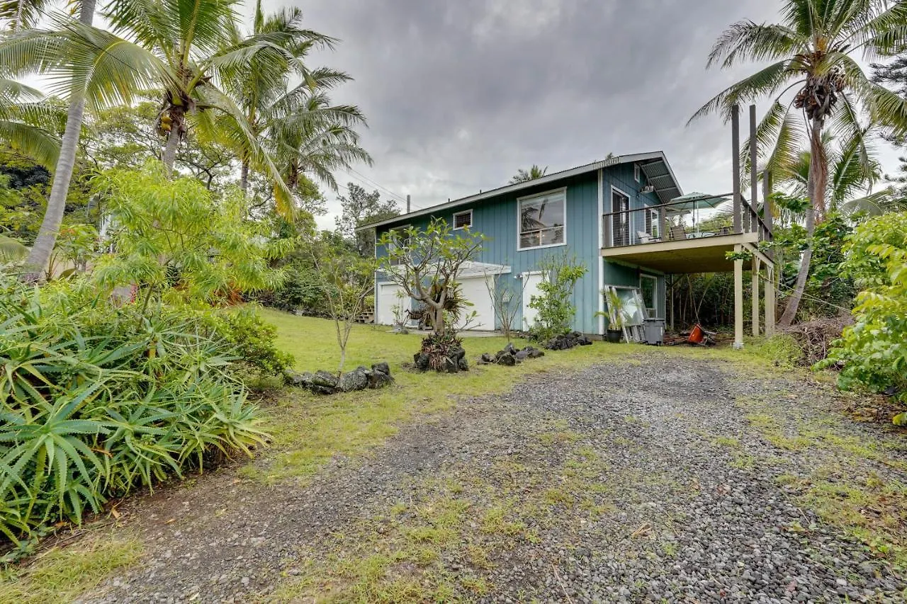 Breezy Kailua-Kona Bungalow With Lanai And Ocean View! contacts